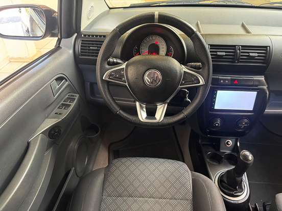 VOLKSWAGEN-FOX-1.6 MI PLUS 8V FLEX 4P MANUAL VOLKSWAGEN-FOX-2009