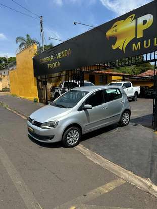 VOLKSWAGEN-FOX-2010