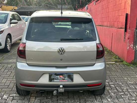 VOLKSWAGEN-FOX-2011