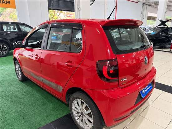 VOLKSWAGEN-FOX-2013