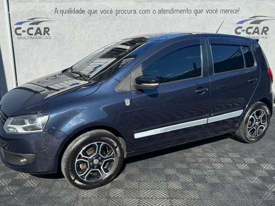 VOLKSWAGEN-FOX-1.6 MI SELEÇÃO 8V FLEX 4P MANUAL VOLKSWAGEN-FOX-2014