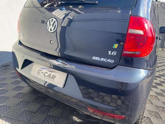 VOLKSWAGEN-FOX-2014