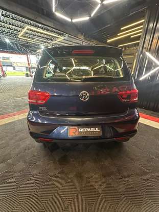VOLKSWAGEN-FOX-2015