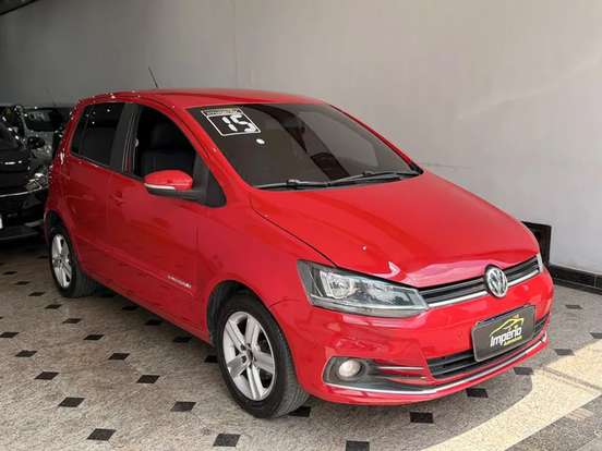 VOLKSWAGEN-FOX-2014