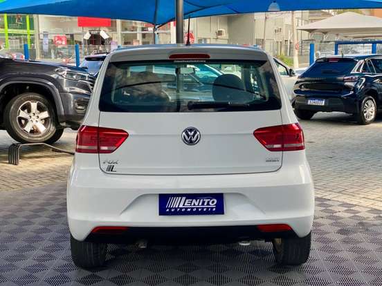 VOLKSWAGEN-FOX-2017