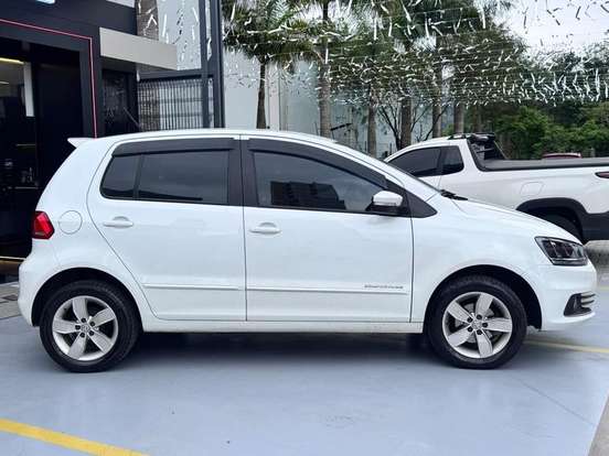 VOLKSWAGEN-FOX-1.6 MSI COMFORTLINE 8V FLEX 4P MANUAL VOLKSWAGEN-FOX-2017