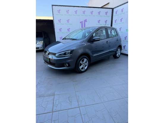 VOLKSWAGEN-FOX-1.6 MSI HIGHLINE 16V FLEX 4P MANUAL VOLKSWAGEN-FOX-2016