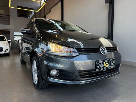 VOLKSWAGEN-FOX-1.6 MSI HIGHLINE 16V FLEX 4P MANUAL VOLKSWAGEN-FOX-2014