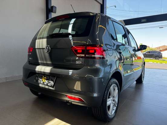 VOLKSWAGEN-FOX-1.6 MSI HIGHLINE 16V FLEX 4P MANUAL VOLKSWAGEN-FOX-2014