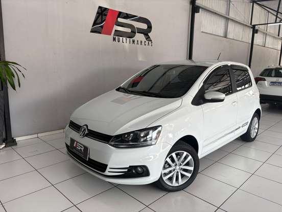 VOLKSWAGEN-FOX-2018