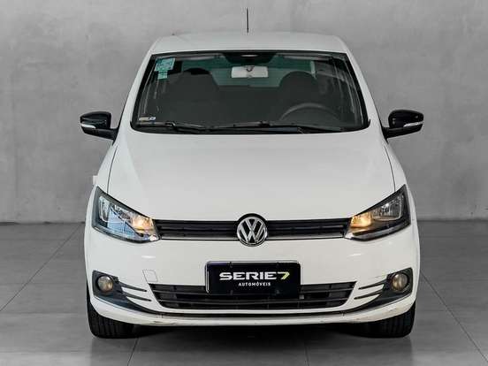 VOLKSWAGEN-FOX-1.6 MSI TOTAL FLEX CONNECT 4P MANUAL VOLKSWAGEN-FOX-2018