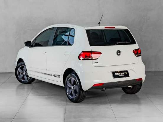 VOLKSWAGEN-FOX-2018