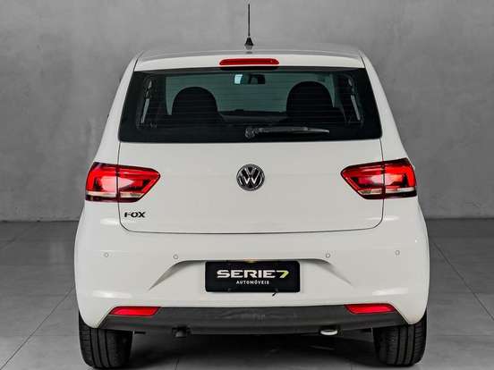 VOLKSWAGEN-FOX-2018