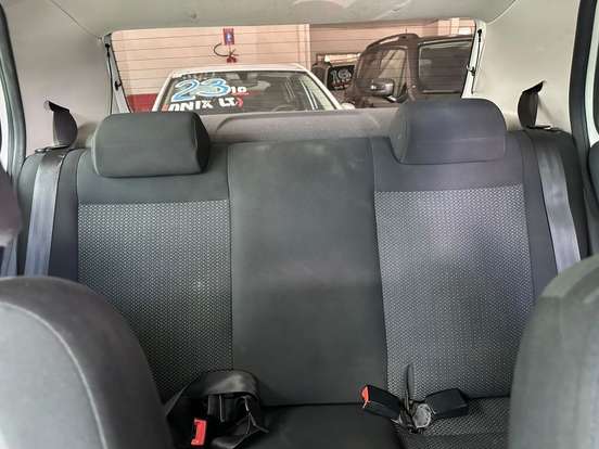 VOLKSWAGEN-FOX-1.6 MSI TOTAL FLEX CONNECT 4P MANUAL VOLKSWAGEN-FOX-2019