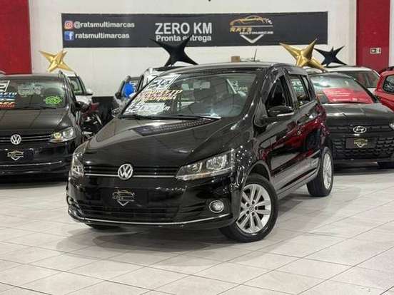 VOLKSWAGEN-FOX-2019