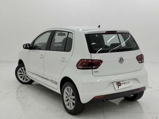 VOLKSWAGEN-FOX-1.6 MSI TOTAL FLEX CONNECT 4P MANUAL VOLKSWAGEN-FOX-2021