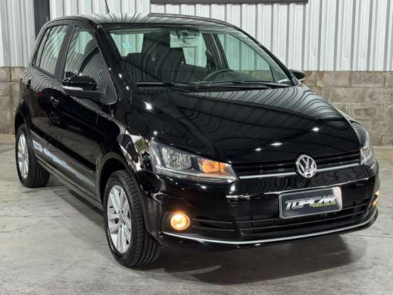 VOLKSWAGEN-FOX-2018