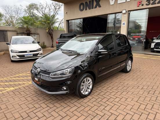 VOLKSWAGEN-FOX-2021