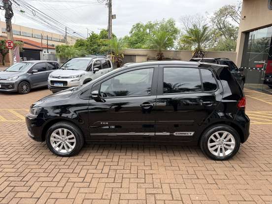 VOLKSWAGEN-FOX-1.6 MSI TOTAL FLEX CONNECT 4P MANUAL VOLKSWAGEN-FOX-2021