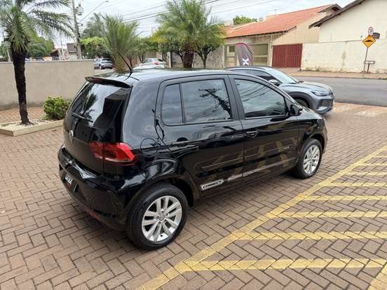 VOLKSWAGEN-FOX-1.6 MSI TOTAL FLEX CONNECT 4P MANUAL VOLKSWAGEN-FOX-2021