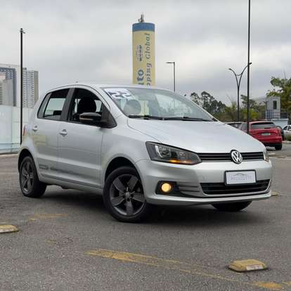 VOLKSWAGEN-FOX-2021