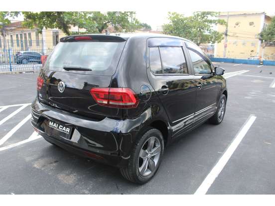VOLKSWAGEN-FOX-2018