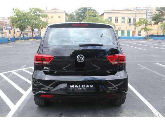 VOLKSWAGEN-FOX-2018