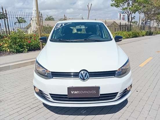 VOLKSWAGEN-FOX-2020