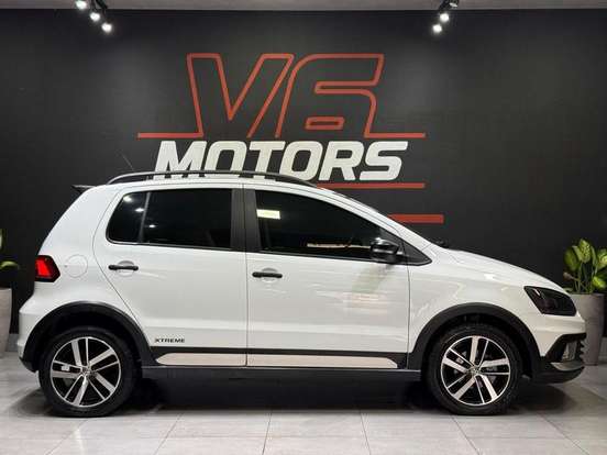 VOLKSWAGEN-FOX-2018