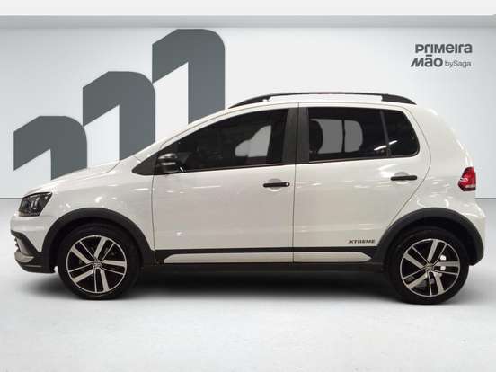 VOLKSWAGEN-FOX-2021