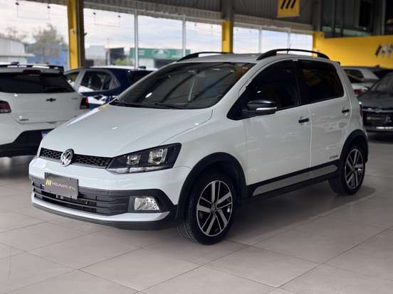 VOLKSWAGEN-FOX-2021