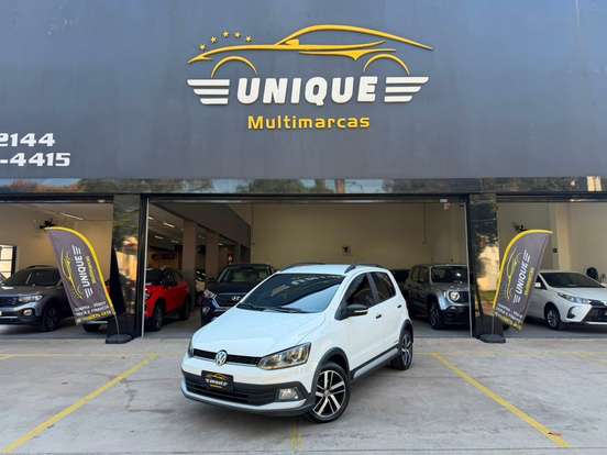 VOLKSWAGEN-FOX-2020