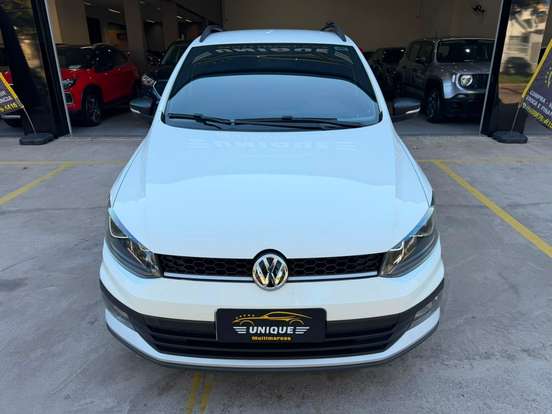 VOLKSWAGEN-FOX-2020