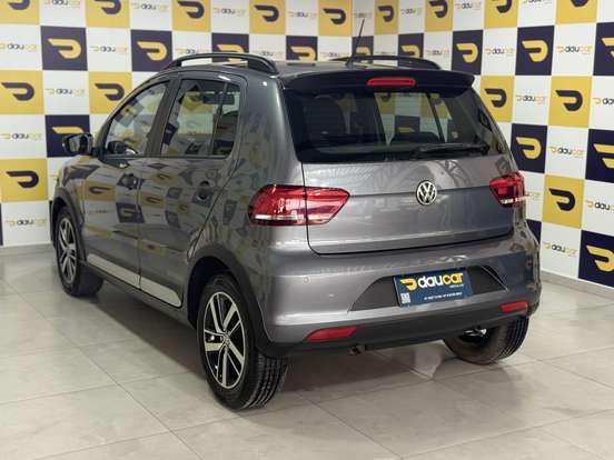 VOLKSWAGEN-FOX-2018