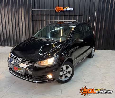VOLKSWAGEN-FOX-2016