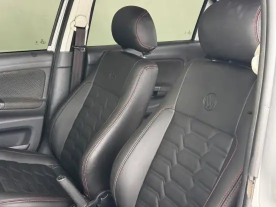 VOLKSWAGEN-GOL-2015