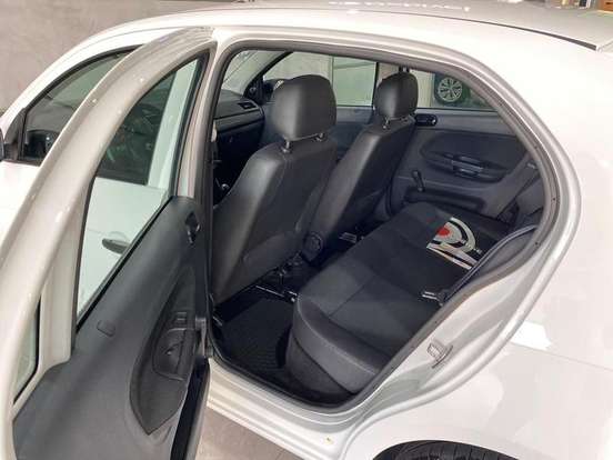VOLKSWAGEN-GOL-2022