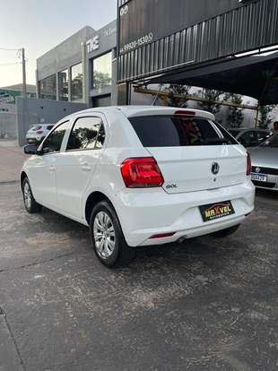 VOLKSWAGEN-GOL-2017