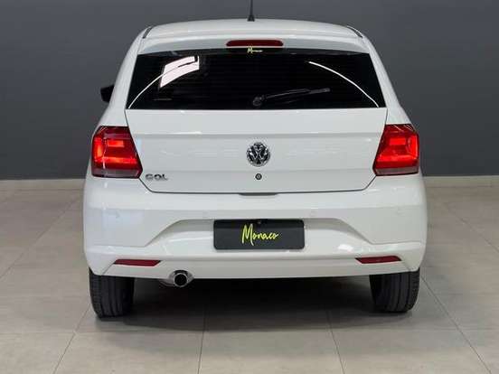 VOLKSWAGEN-GOL-1.0 12V MPI TOTALFLEX TRENDLINE 4P MANUAL VOLKSWAGEN-GOL-2017