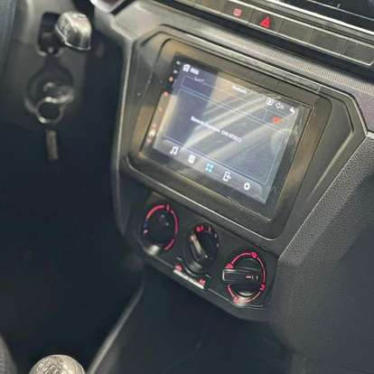 VOLKSWAGEN-GOL-2017