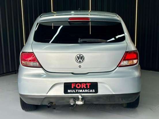 VOLKSWAGEN-GOL-2009