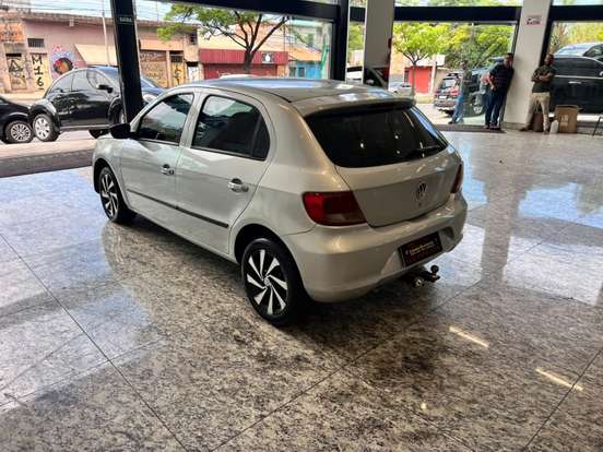VOLKSWAGEN-GOL-2011