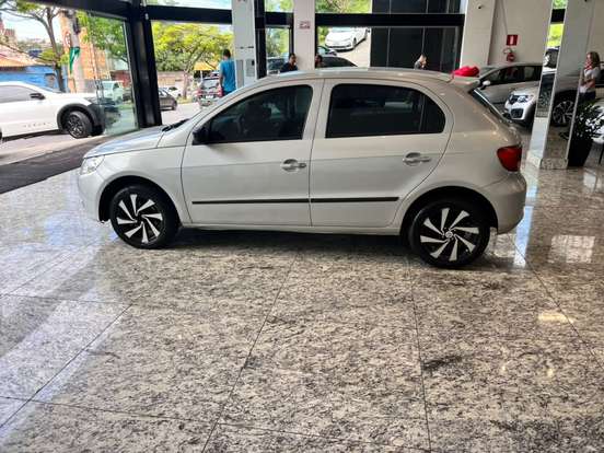 VOLKSWAGEN-GOL-2011
