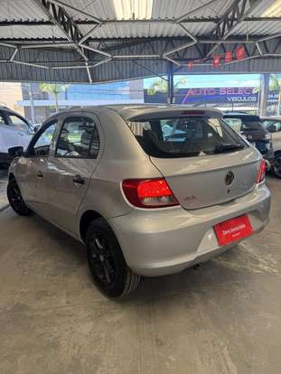 VOLKSWAGEN-GOL-2009