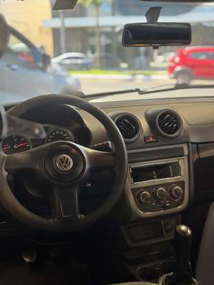 VOLKSWAGEN-GOL-2009