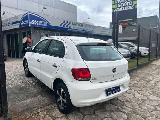 VOLKSWAGEN-GOL-2014