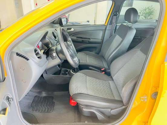 VOLKSWAGEN-GOL-2014