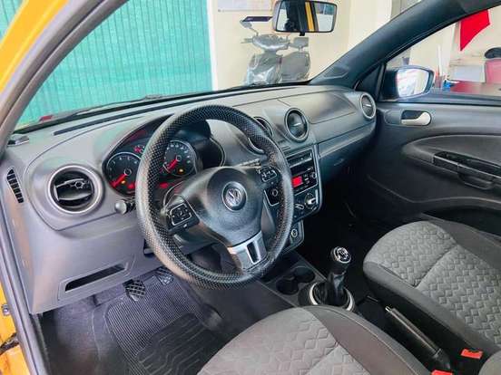 VOLKSWAGEN-GOL-1.0 MI TRACK 8V FLEX 4P MANUAL VOLKSWAGEN-GOL-2014