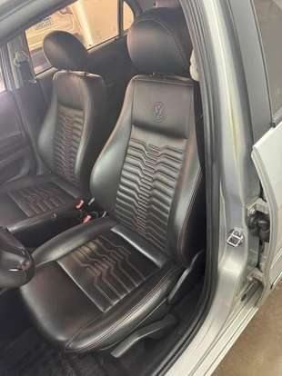 VOLKSWAGEN-GOL-1.6 MI 8V FLEX 4P MANUAL G.V VOLKSWAGEN-GOL-2011