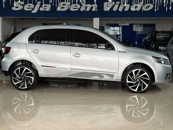 VOLKSWAGEN-GOL-2010